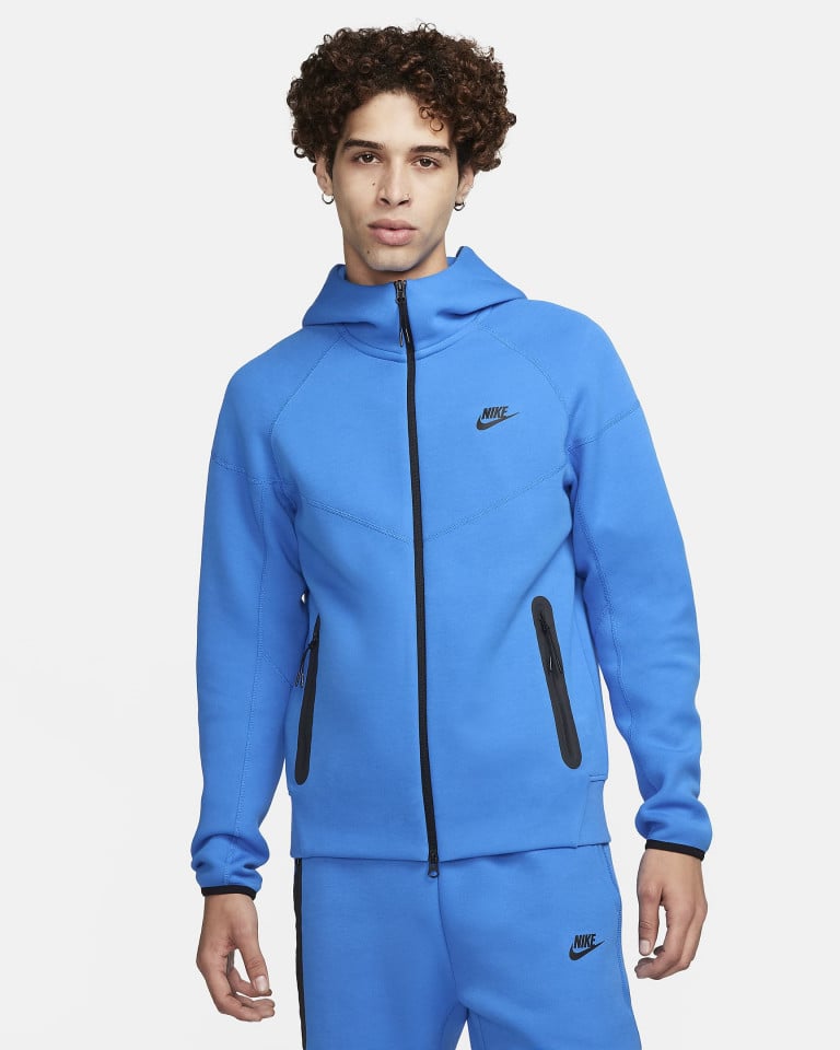 Nike sportswear shops fleece