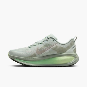Nike Vomero 18 - Gri - Img 3