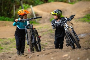Bicicletă copii MTB Marin Bike SAN QUENTIN JR 20" - galben portocaliu - Img 5