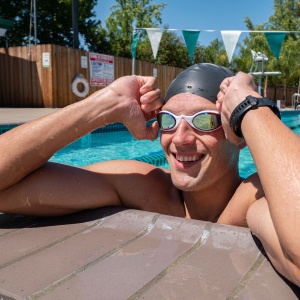 Finis - ochelari inot adulti Circuit 2 Goggles - albastru cu lentila oglinda - Img 4