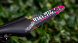 Muc-Off - Aparatoare spate roata Bicicleta Back Ride Guard - verde Camo - Img 2