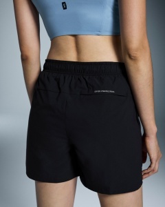 Pantaloni scurți On 5" Core Shorts W - negru | ușori pentru alergare - Img 5