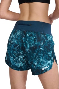 2XU - Pantaloni scurti de alergare pentru femei Aero 5 inch Shorts - albastru multicolor - Img 7