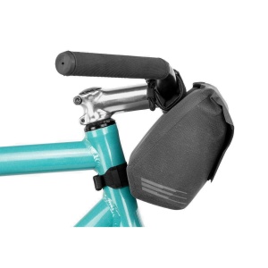 Apidura - geanta mica ghidon bicicleta City Handlebar Pack, capacitate 2 litri - gri inchis negru - Img 5