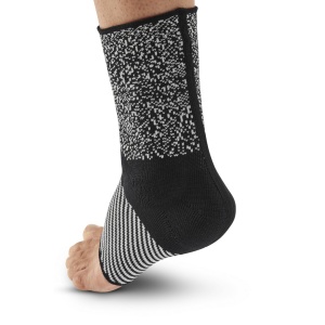 CEP - ortho glezna - Max Support Compression - Ankle Sleeve - negru alb - Img 4