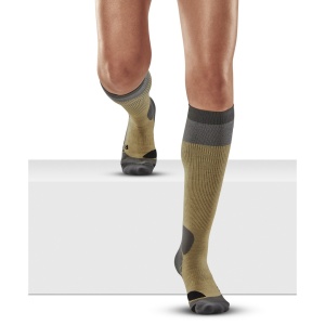 CEP - sosete compresie inalte - Hiking Light merino Socks W - Sand I Grey - Img 2