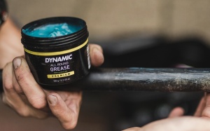 Dynamic Bike Care - Vaselina premium universala pentru bicicleta All Round Grease Premium - 150gr - Img 4
