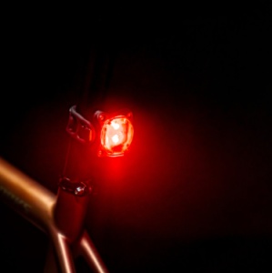 Lezyne - lumina spate stop - Zecto Drive 200+ Lumeni - USB - Img 4