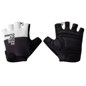 Manusi Force Fine Black-White