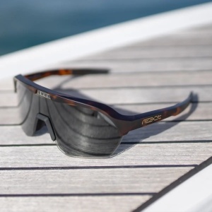 Ochelari de schi electro fotocromatici React Swiss SIGHT - lentila Ruby si rama neagra - Img 12