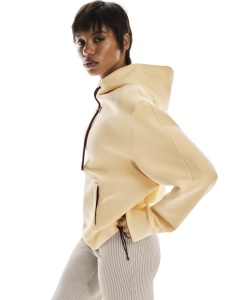 On - hanorac - Focus Tech Hoodie W - Nectar - Img 5