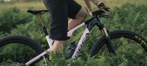 Orbea OIZ H10 Apricot Orange - Limestone Beige (Matt) - bicicletă MTB XC full suspension - Img 8