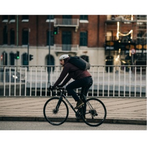 Apidura - rucsac sport urban City Backpack, capacitate 17 litri - gri inchis - Img 13
