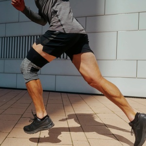 CEP - Genunchiera orto pentru compresie si protectie genunchi Max Support Compression Knee Sleeve - negru gri - Img 8