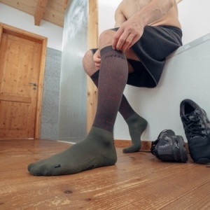 CEP - sosete compresie inalte - infrared recovery socks tall - forest night - Img 6