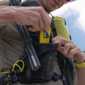 Instinct - vesta alergare tip rucsac - ALPI 40 + 2x HydraPack 600ml - 40L - Img 10