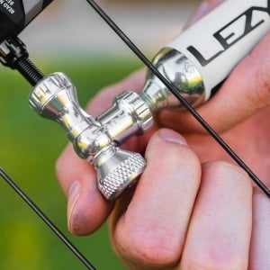 Lezyne - mini pompa CO2 - Control Drive CNC - black - 16g - Img 5