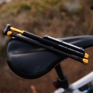 Lezyne - mini pompa - Hand Pump Shock Drive - 350 psi | 24.1 bar - black I gold - 14 cm - Img 5