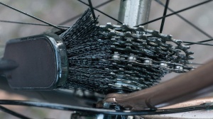 Muc-Off - perie pentru curatarea anvelopelor si a transmisiei - Img 5