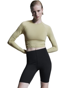 On - bluza - Studio Long-T Crop W - Caper - Img 4