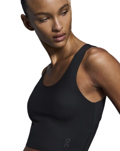 On - bustiera - Studio Open Back Crop W - Black - Img 4
