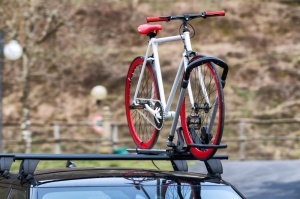 Suport bicicleta Menabo Chrono cu prindere pe bare transversale - Img 11
