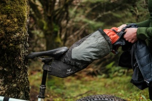 Apidura - Adaptor tija sa pentru geanta bicicleta BackCountry dropper post adapter - negru - Img 6