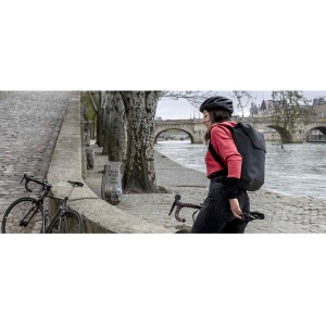 Apidura - rucsac sport urban City Backpack, capacitate 17 litri - gri inchis - Img 15