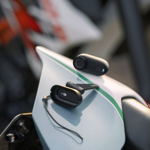 Camera Insta360 Go 3S Motorcycle In-Helmet POV Bundle - Img 11
