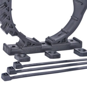 Clema (suport) din cauciuc universală 80–120 mm pentru prindere lanterne, topoare, stingătoare, chingi scule sau accesorii auto și camping, Fitrub - Img 3