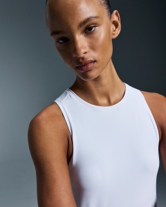 On - maiou tehnic - Studio Tank W - Black - XS - Img 5