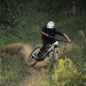 Orbea WILD M20 Halo Silver-Tanzanite Carbon View - bicicletă electrică eMTB Enduro - Img 7