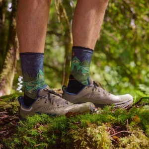 Smartwool - sosete merino - Trail Run Targeted Cushion Neature Print Crew Socks - Albastru/Verde - Img 2