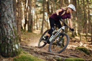 Orbea RISE H20 Metallic Mulberry-Black (Matt) - bicicletă electrică eMTB Trail - Img 5