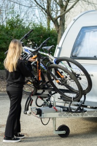 Suport biciclete Menabo Touren B pentru 2 biciclete cu prindere pe rulota/camper - Img 10