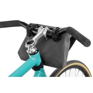 Apidura - geanta mica ghidon bicicleta City Handlebar Pack, capacitate 2 litri - gri inchis negru - Img 6