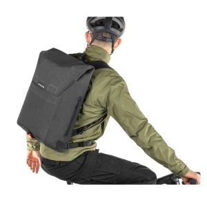 Apidura - rucsac sport urban City Backpack, capacitate 17 litri - gri inchis - Img 8