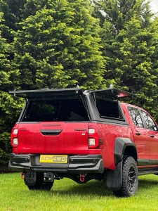 Hardtop negru pentru Isuzu D-Max (2021-2025), cu 3 geamuri fumurii securizate rabatabile și geam frontal culisant AQMCAB G80 - Img 4