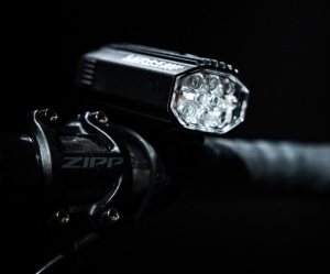 Lezyne - Lumina fata - MICRO DRIVE 800+ - 800 lumeni - USB - negru - Img 3