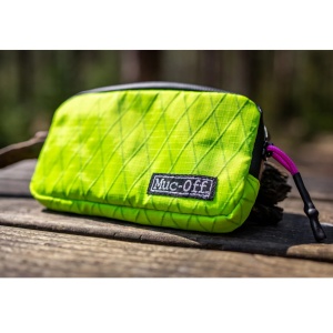 Muc-Off - borseta bicicleta Rainproof Essentials Case - verde lime hi vision - Img 8