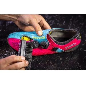 Muc-Off - perie pantofi Premium Bike Shoe Brush - negru - Img 3