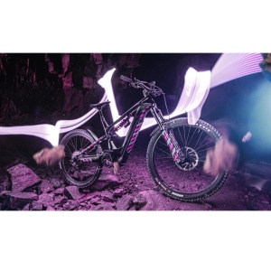 Muc-Off - set stickere protectie cadru bicicleta Frame Protection Kit E-MTB - trasnete multicolore - Img 8