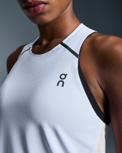 On - maieu tehnic - Performance Tank W - White | Silver - S - Img 4