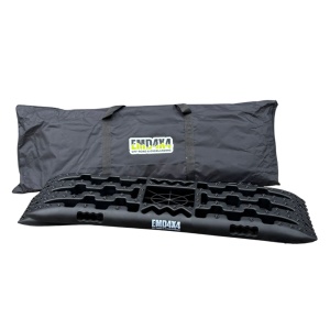 Set rampe de tracțiune negre 108 x 32 cm, cu bază pentru Hi-Lift integrat, cu husă neagră, EMD4x4