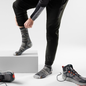 Șosete Merino hiking Smartwool Hike Mountain Range - gri Charcoal | Light Gray | Crew | Light Cushion - Img 2