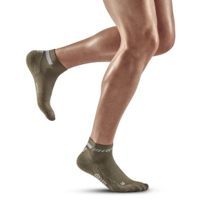 CEP - sosete compresie scurte barbati The Run Socks Low Cut - verde inchis maslina gri deschis - Img 3