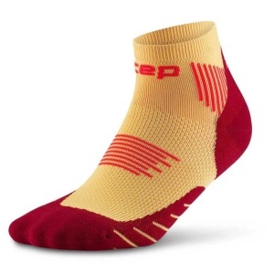 CEP - sosete compresie sub glezna - run socks low cut 5.0 - marigold | burgundy - Img 3