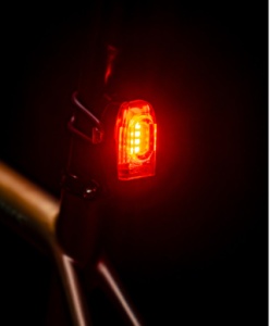 Lezyne - lumini spate stop - KTV DRIVE+ - 40 lumeni - USB - negru - Img 4
