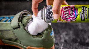 Muc-Off - Kit pentru curatare incaltaminte ciclism Premium Bike Shoe Care Kit - Img 18