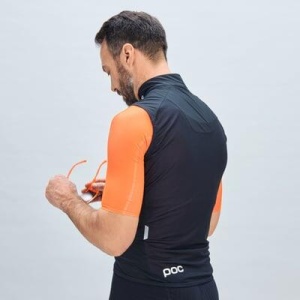 POC - Jacheta - Enthral Gilet - Uranium Black - Img 4